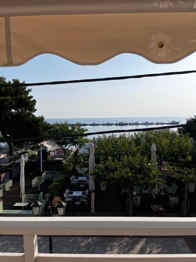 The View * Nea Michaniona